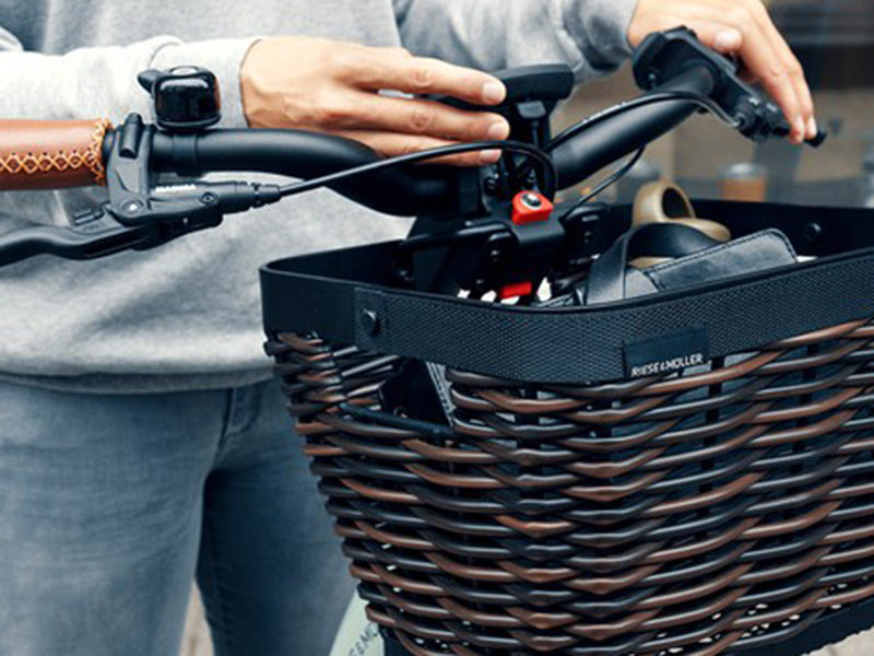 A basket on a Swing electric bike by Riese and Muller.